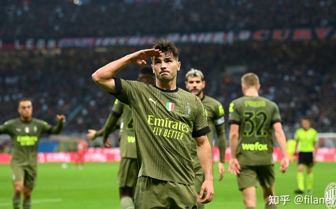 米兰：海牛踢得很完美，我们在更衣室里情绪都绷不住了