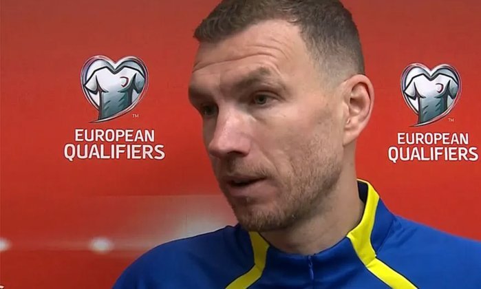 哲科或为世界杯后退役？沙尔克续约受阻