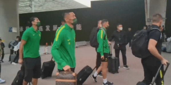 国安夏窗：内援补强，外援稳住