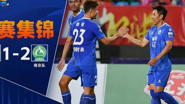 半场：镇江0-2苏州，张凌峰点射，马天宇破门