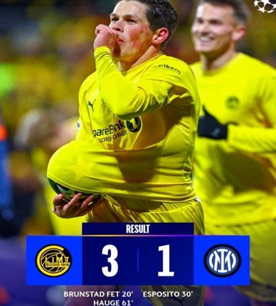 曼城1-1国米：穆巴马首开纪录 帕瓦尔扳平比分
