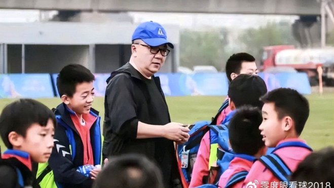 正规青训与野球之路：中国足球人才断层的反思