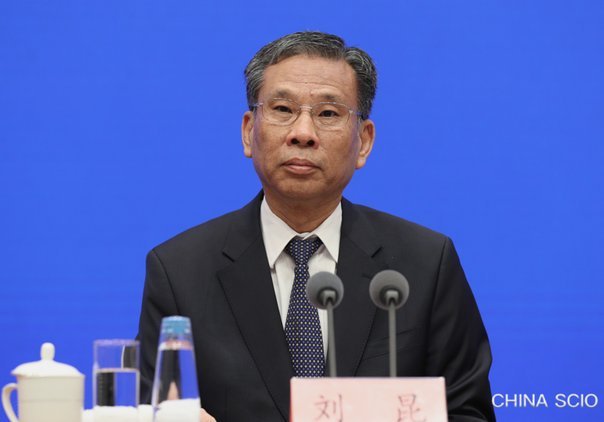 法鹰因财政限制，准备先租后买弗赖堡门将阿图博卢
