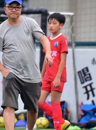 董路不算中国足球之父，但说是中国足球青训教父一点没问题