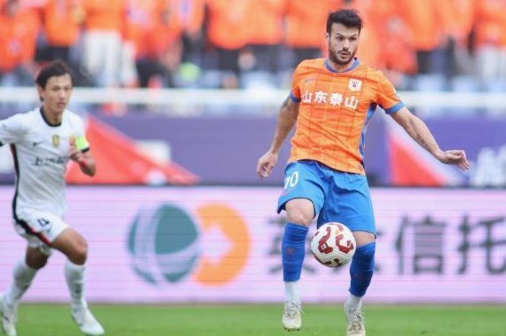 中超-李新翔失必进球 国安客场0-0海港联赛12轮不败