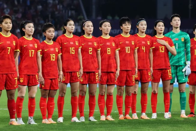 朝鲜女足5-1横扫中国台北，半决赛迎战中国女足